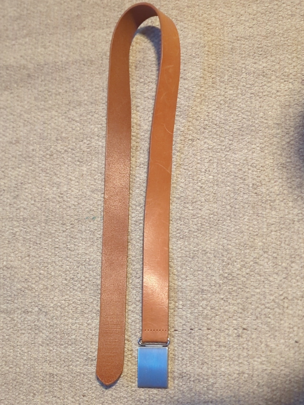 Banana Republic Camel Leather Belt Size Medium 41 Inches Long Like New